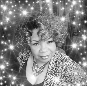 Meet your Posher, Marilyn